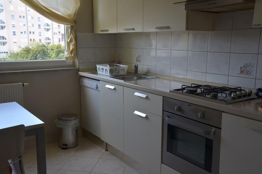 Apartman Ana Pula - Calm, Free Parking, Close To Center エクステリア 写真