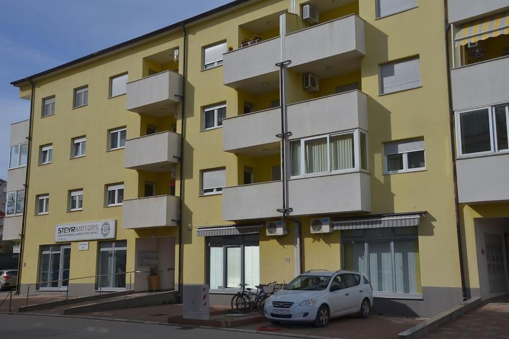 Apartman Ana Pula - Calm, Free Parking, Close To Center エクステリア 写真